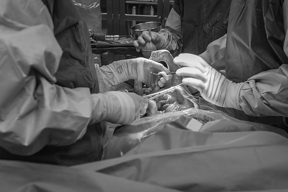 Lo 061818BW-050