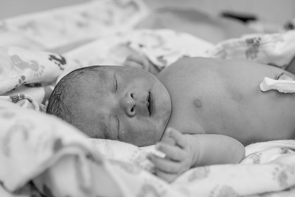 Lo 061818BW-064