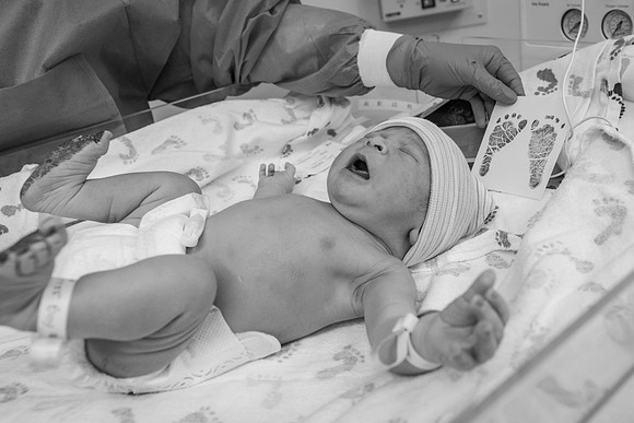 Lo 061818BW-092