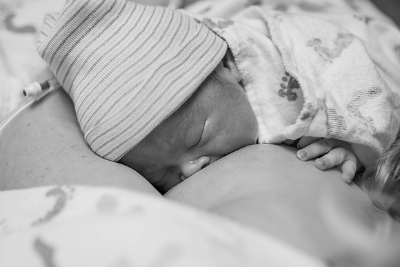 Lo 061818BW-128