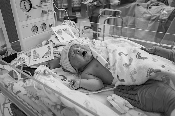 Lo 061818BW-095